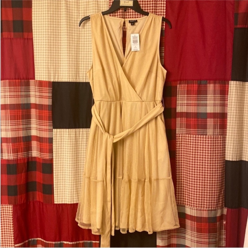 NWT TORRID At The Knee Gold Glitter Lurex Surplice Tiered Dress - Picture 5 of 6